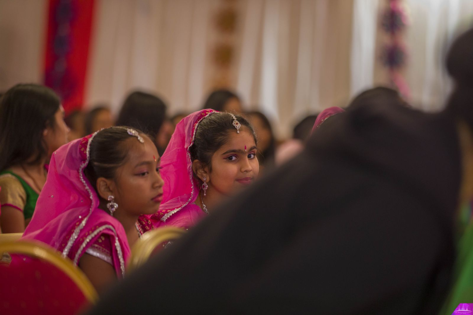 ©1987-2017 SKS Swaminarayan Temple East London